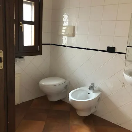Nino شقة Tortolì